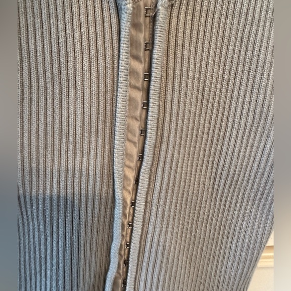 Zara cropped sweater tank top size medium in light gray - Picture 2 of 4